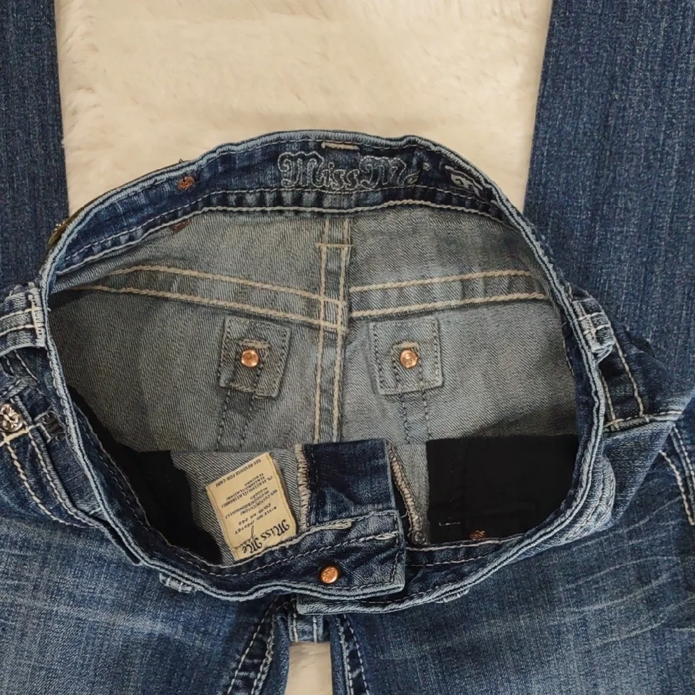 MISS ME STRAIGHT Blue Jeans with Embellished Pockets - Picture 16 of 17